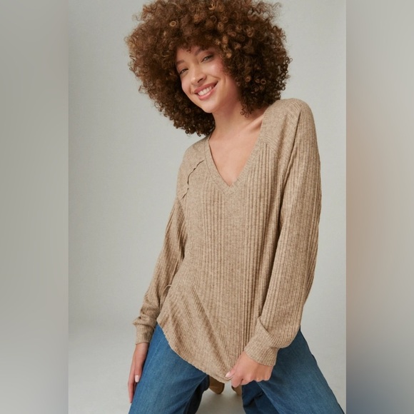 Lucky Brand Sweaters - Lucky Brand Cloud Jersey Rib V Neck Top in Timber Heather Brown, Sz L Sweater